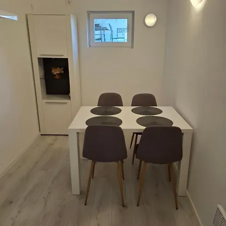 Apartamento Mihael *